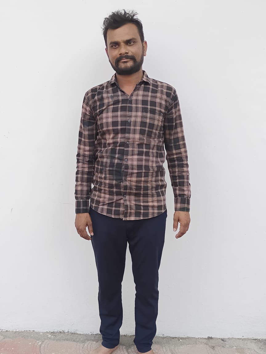 આજીવન કેદની સજાનો ફરાર કેદી પંચમહાલ ગોધરા જિલ્લાના એરંડી ગામ ખાતેથી ઝડપાયો 