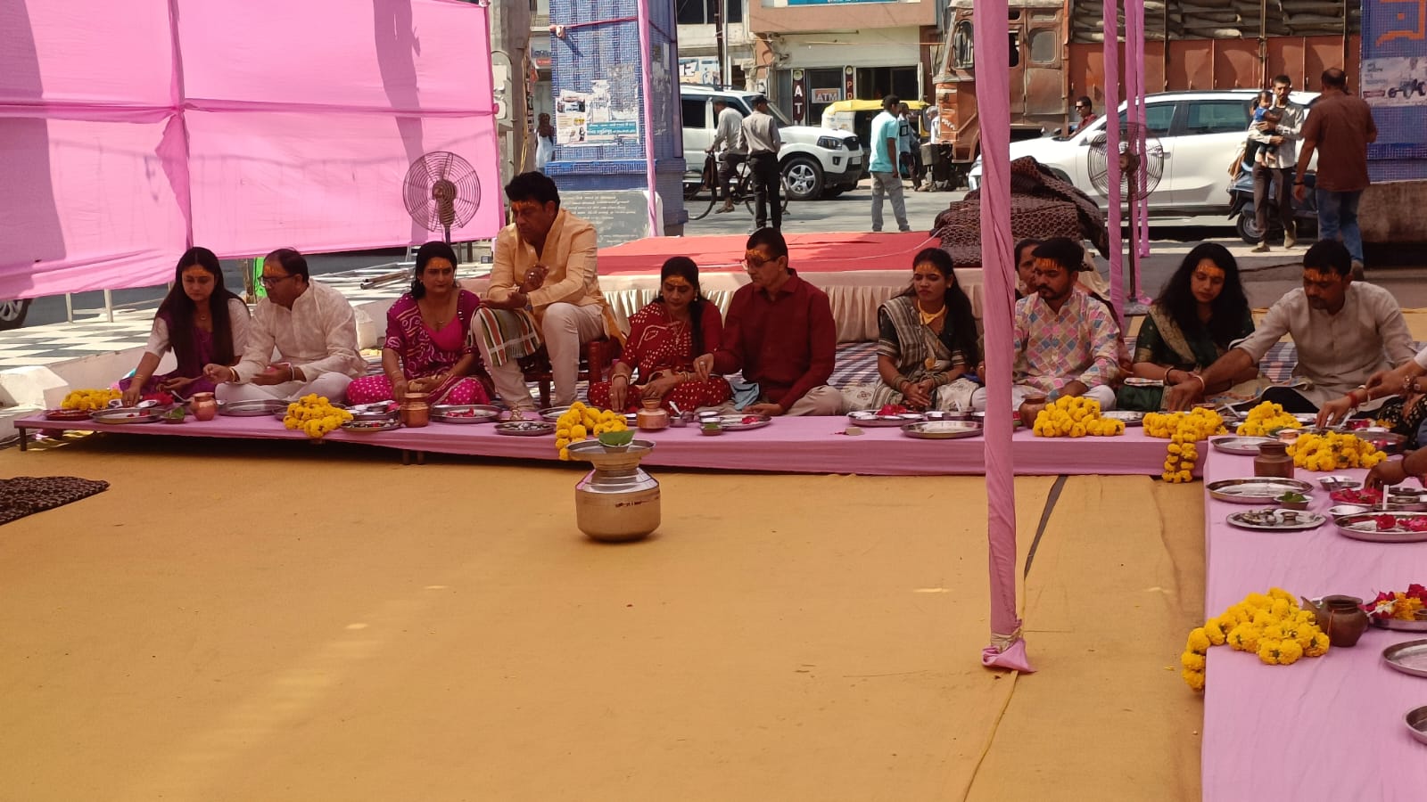 હાલોલ નગરના સ્ટેશન રોડ પર આવેલ સાઈબાબાના મંદિર ખાતે 19 માં પાટોત્સવની વિવિધ ધાર્મિક કાર્યક્રમો સ