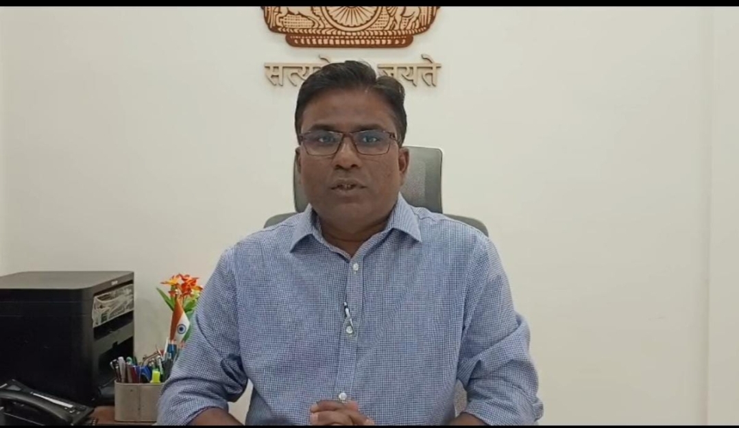 વડોદરા મ્યુનિસિપલ કમિશનર દિલીપ રાણાની હાઇયર એજી્યુકેશન ગાંધીનગર બદલી  
