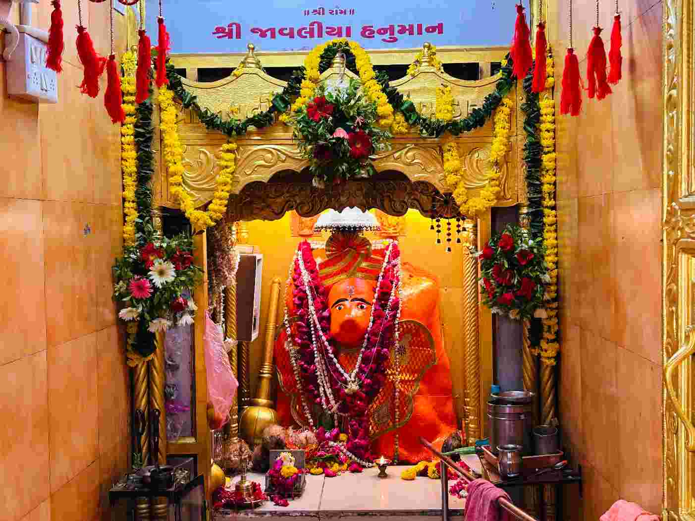 જય હનુમાન જ્ઞાન ગુન સાગર જાવલામાં આજે હનુમાન જન્મોત્સવની ભવ્ય ઉજવણી