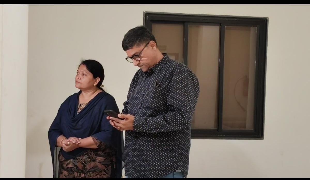 કોર્પોરેટરના નામના બોગસ સહી સિક્કા બનાવીને આધાર કાર્ડ બનાવાનું કૌંભાડ.