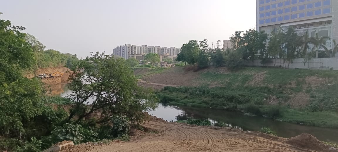 બે ઈંચ વરસાદમાં જ સત્તાધીશોનાં પોકળ દાવા અને પાલિકાની પોલ ખુલશે