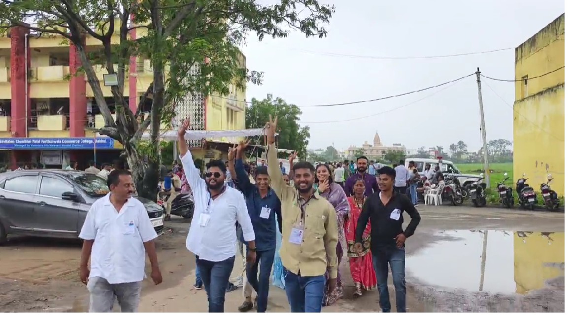 વિજેતા સરપંચોના પરિણામો આવતા વિજય સરઘસો કાઢવામાં આવ્યા 