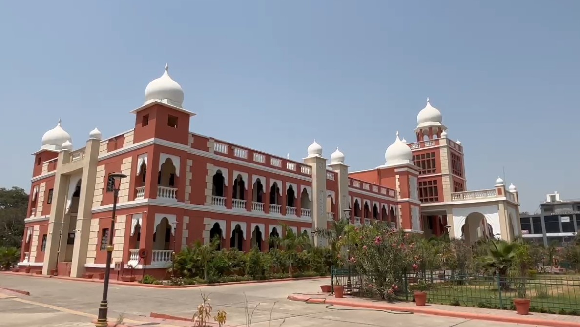 સરકારી અધિકારીઓની ડોર ટુ ડોર સર્વિસ