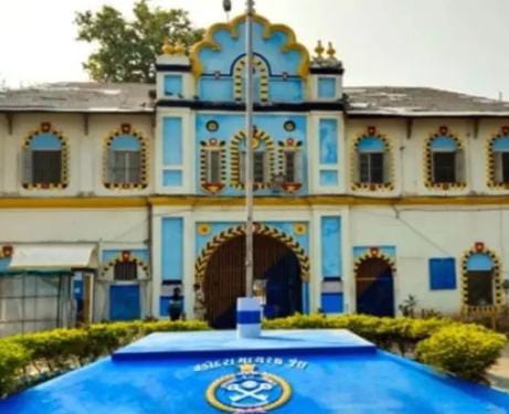 પાકા કામના કેદી પાસેથી વધુ એક મોબાઇલ ફોન મળ્યો