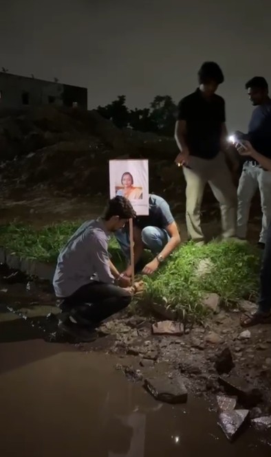 વડોદરાના ફતેહગંજ વિસ્તારમાં લાગ્યા મેયર અને મ્યુનિ. કમિશ્નરના પોસ્ટર 