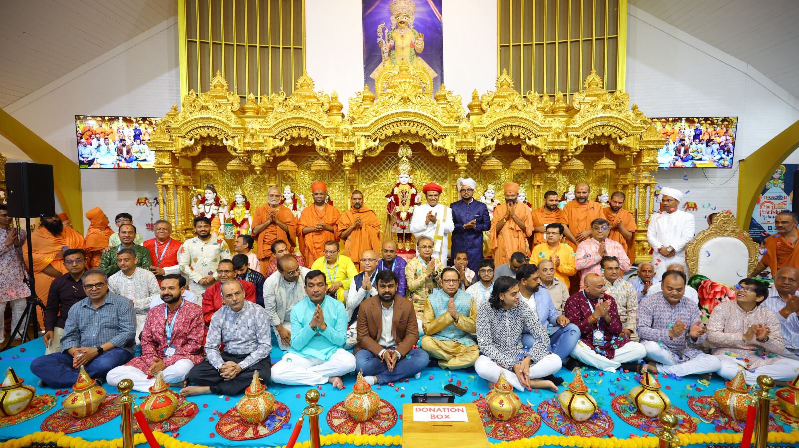 અમેરિકામાં એક વર્ષમાં વડતાલ સંસ્થાના ત્રણ ત્રણ મંદિરોની પ્રતિષ્ઠા