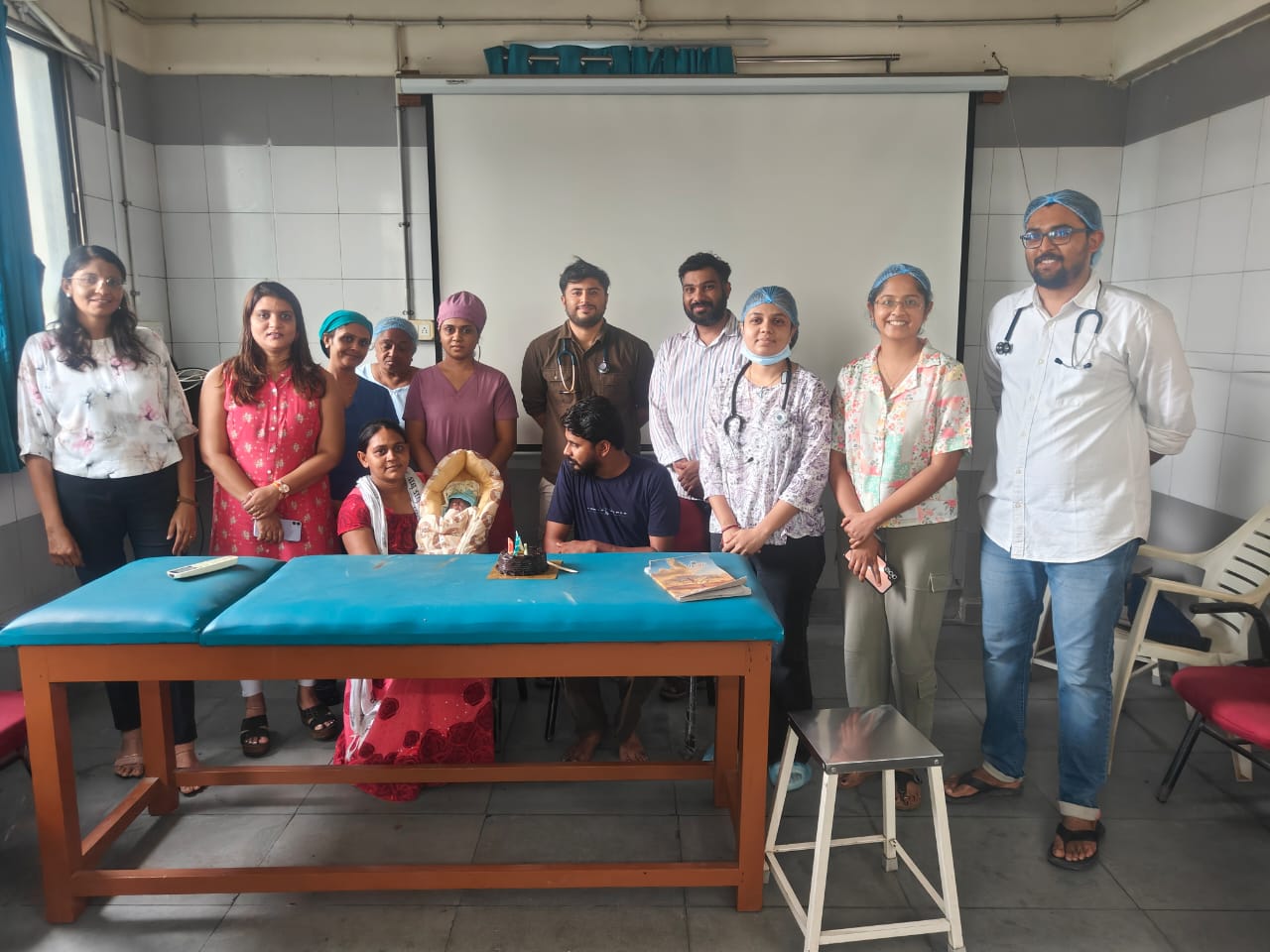 બેબી ઓફ સંગીતા રોહિત પઢિયાર જન્મ સમયે વજન: ૧.૬૮૦ કિગ્રા