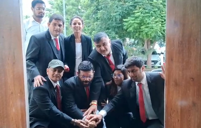 વડોદરા નામદાર કોર્ટમાં નવા એડવોકેટ હાઉસનું ઉદ્ઘાટન વકીલો માટે સુવિધામાં વધારો