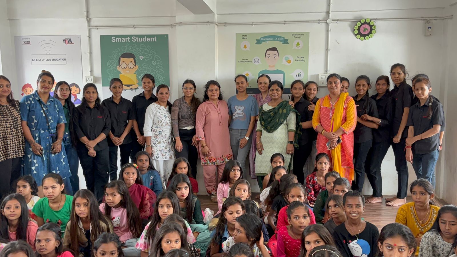 કોટલી પ્રાથમિક શાળામાં ભણતી જરૂરિયાતમંદ 50 છોકરીઓને ડ્રાયફ્રુટનું વિતરણ કરવામાં આવ્યું 