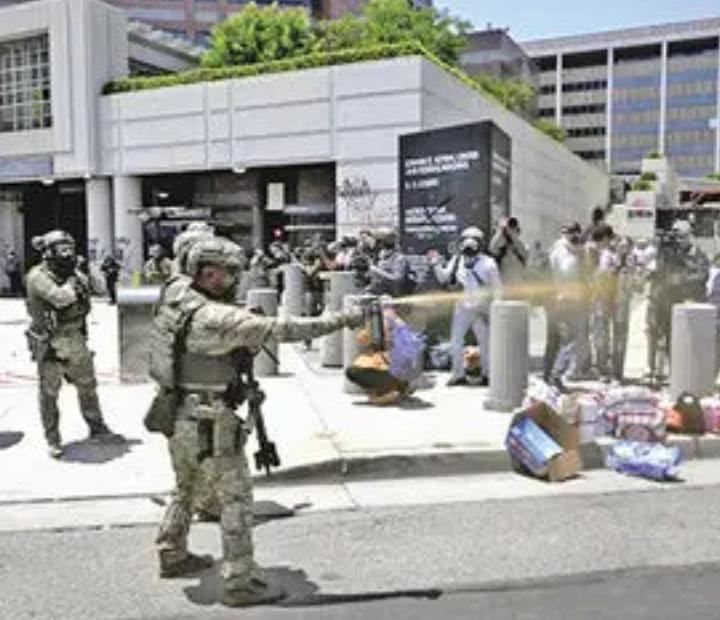 યુએસ ડિસ્ટ્રિક્ટ ફેડરલ જજે ઇમિગ્રન્ટસને ધરપકડ ન કરવાનો ટ્રમ્પ વહીવટી તંત્રને આદેશ આપ્યો