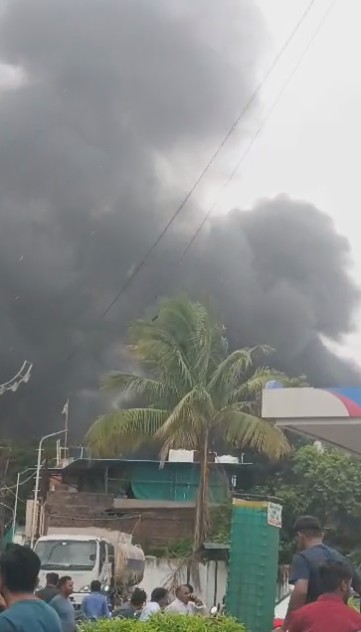 ડભોઇ રોડ પર રૂ ના ગોડાઉનમાં ભયંકર આગ