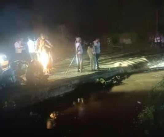 બોટાદના ગોધવટા ગામ પાસે કારમાં સવાર 7 હરિભક્તો તણાયા