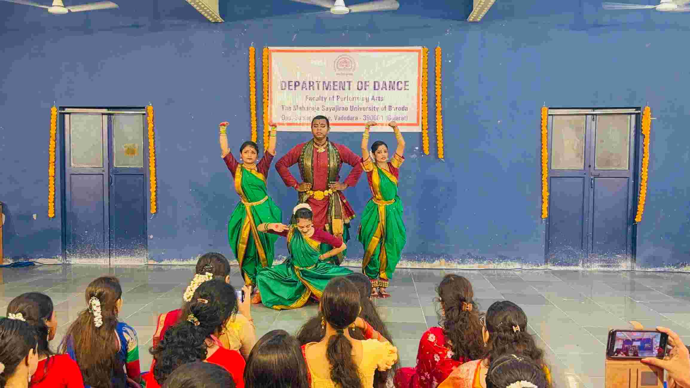 એમ.એસ.યુ.માં ગુરુભ્યોઃ નમઃ કાર્યક્રમ યોજાયો