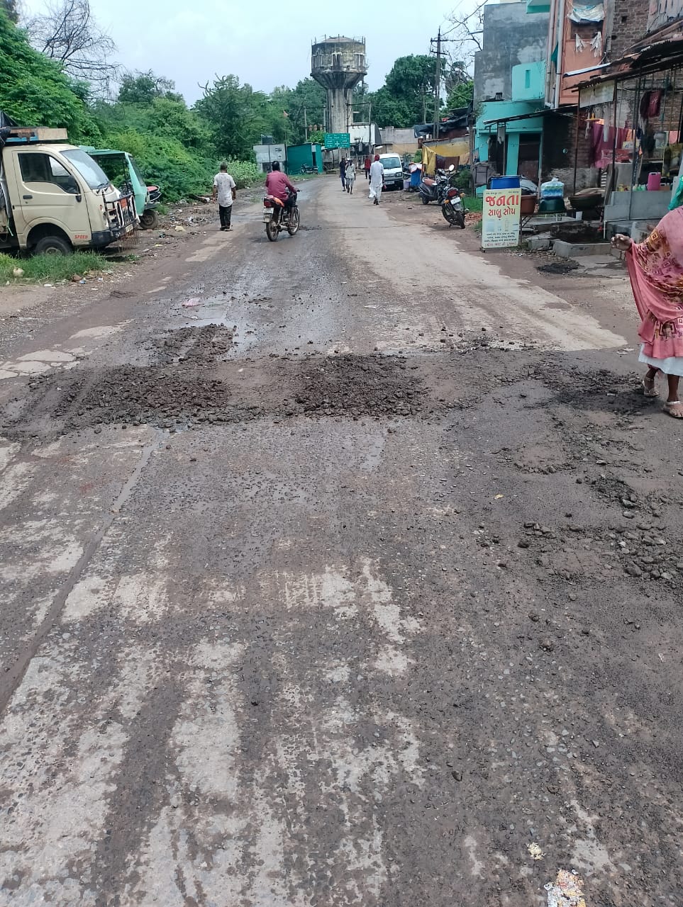 વડોદરા ઝોન હેઠળની નગરપાલિકાઓમાં માર્ગ દુરસ્તીકરણની કામગીરી ૯૬ ટકા પૂર્ણ