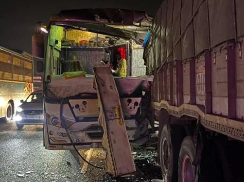 અમદાવાદથી સોમનાથ જતી બસને મોડી રાતે હાઇવે પર ગંભીર અકસ્માત