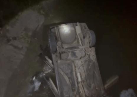 ચાલકે કાબૂ ગુમાવતાં કાર કરજણ નર્મદા કેનાલમાં ખાબકી: બે ના મોત