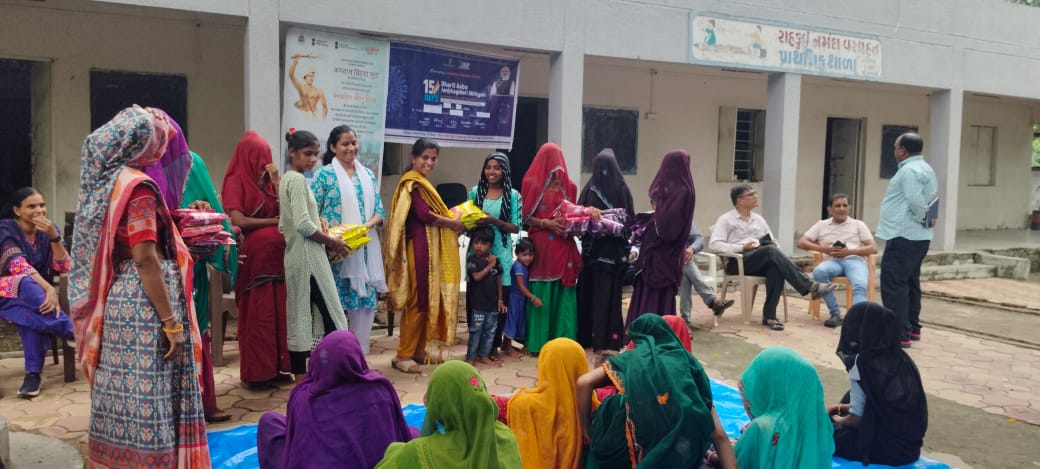 ધરતી આબા ગ્રામ ઉત્કર્ષ યોજના અંતર્ગત વડોદરા જિલ્લાના ૮ તાલુકામાં ૨૯ કેમ્પ યોજાયા