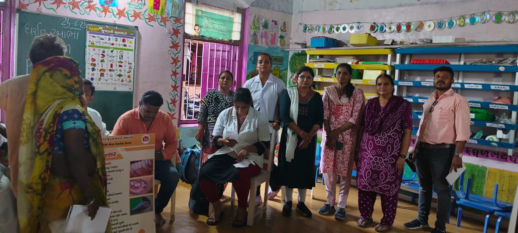 ધરતી આબા ગ્રામ ઉત્કર્ષ યોજના અંતર્ગત વડોદરા જિલ્લાના ૮ તાલુકામાં ૨૯ કેમ્પ યોજાયા