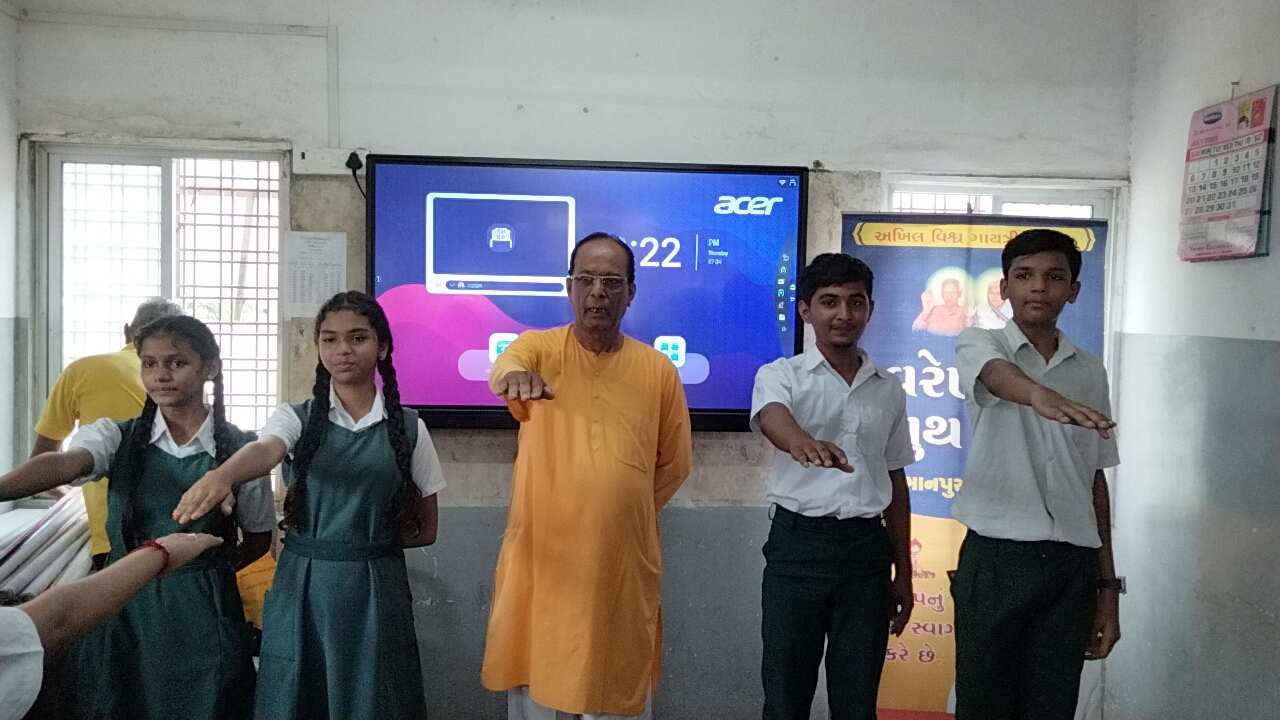 અખિલ વિશ્વ ગાયત્રી પરિવાર વરેણ્ય યુથ ગૃપ વડોદરા દ્વારા વ્યસન મુક્તિ અભિયાન 