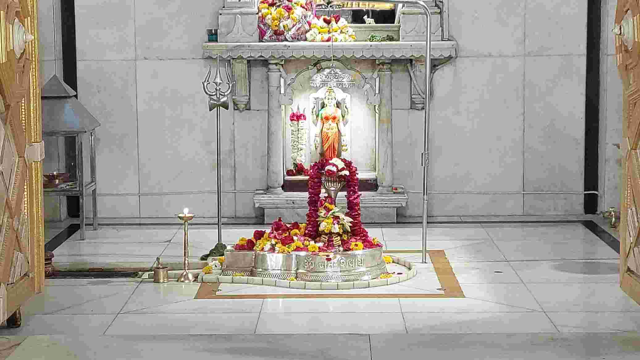 વડોદરાના ઐતિહાસિક કાશી વિશ્વનાથ મંદિરનો જાણો ઇતિહાસ...