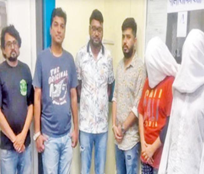 પુણેમાં રેવ પાર્ટી પર દરોડોઃપાર્ટીમાં કોકેન અને ગાંજા જેવા ડ્રગ્સનું સેવન