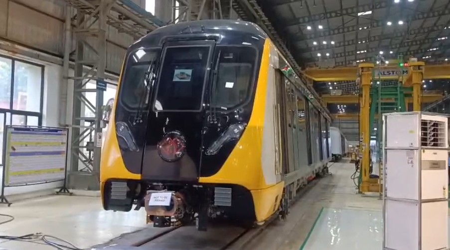 મેક ઇન ઇન્ડિયા, મેક ફોર ધ વર્લ્ડ વિઝન હેઠળ ભારતીય રેલ્વે બોગી, કોચ, લોકોમોટિવ્સ અને પ્રોપલ્શન સિસ્ટમ્સના વૈશ્વિક નિકાસકાર તરીકે ઝડપથી ઉભરી રહી છે: અશ્વિની વૈષ્ણવ