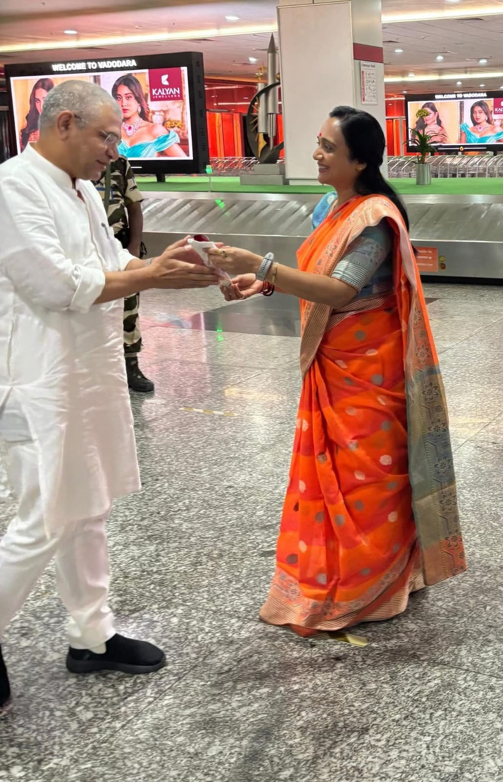 મેયર પિંકી સોની પોતાના કામો માટે નહી પણ રીસાઇ જવામાં માહેર..વધુ એક વાર મેયરે શહેરીજનોને શરમમાં મુક્યા