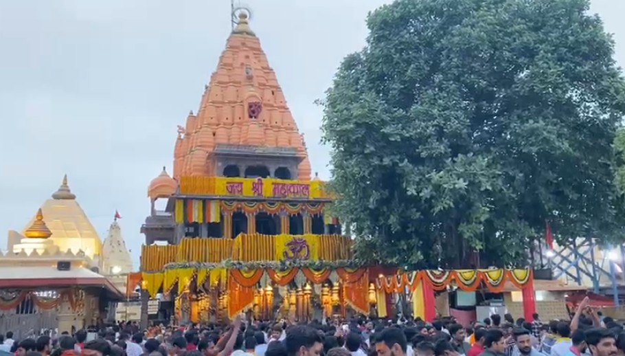 શ્રાવણ માસના બીજા સોમવાર મહાકાલેશ્વેર જ્યોતિર્લિંગ, ઉજ્જૈન મંદિરનો ઐતિહાસિક શણગાર 