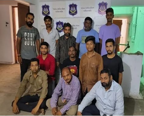 તું પાકિસ્તાનનો માણસ છે.. ટકોર બાદ મારામારીના બનાવમાં સ્ટોર સંચાલક સહિત 12 પકડાયા