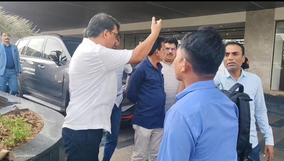 હયાત હોટલમાં જમવા ગયેલા શાકાહારી ગ્રાહકને નોનવેજ પીરસાતા હોબાળો