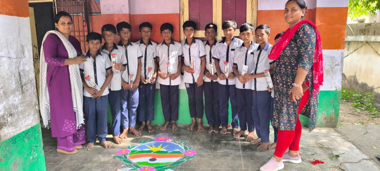 વડોદરા જિલ્લાની રામનાથ ગ્રામ પંચાયત અને શાળામાં હર ઘર તિરંગા, હર ઘર સ્વચ્છતા અંતર્ગત કાર્યક્રમ યોજાયો