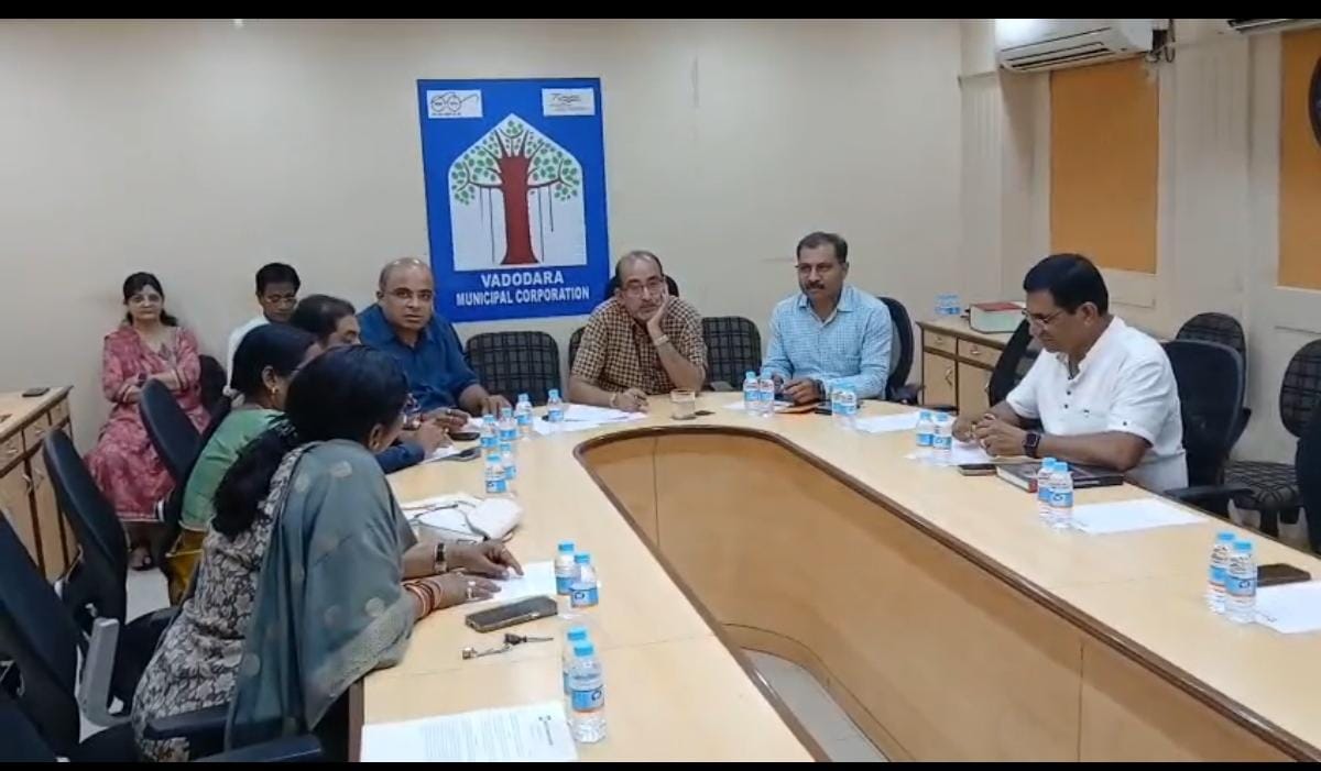 VMC સ્થાયી સમિતિ બેઠક : જૂના ઓડિટ રિપોર્ટ અને સહાય મંજૂરી મુદ્દે ઉઠ્યા સવાલો