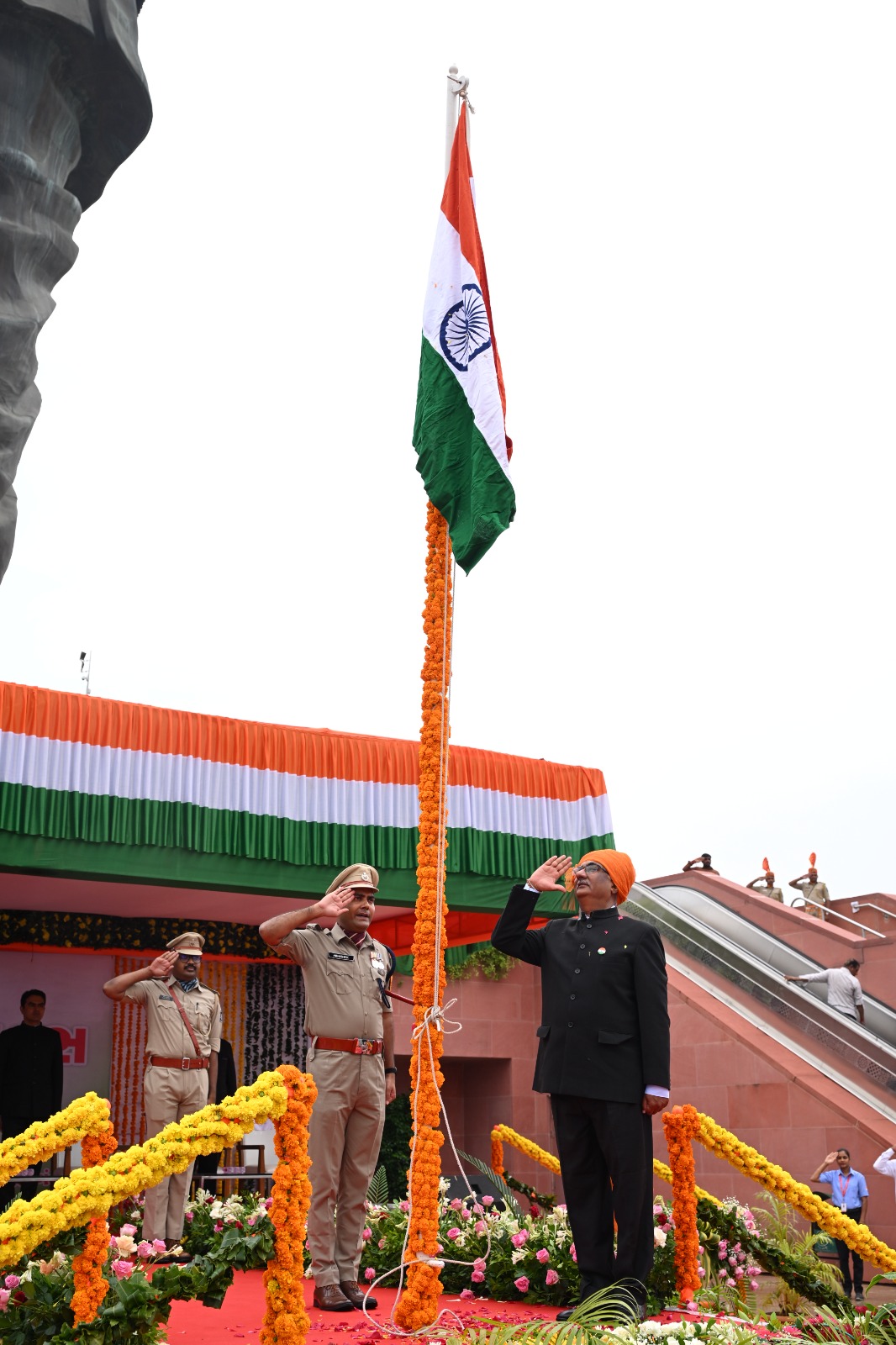 સ્ટેચ્યુ ઓફ યુનિટી ખાતે ૭૯માં સ્વાતંત્ર્ય પર્વની લોક સાહિત્યકાર સાંઇરામ દવેની ઉપસ્થિતિમાં ભવ્ય ઉજવણી
