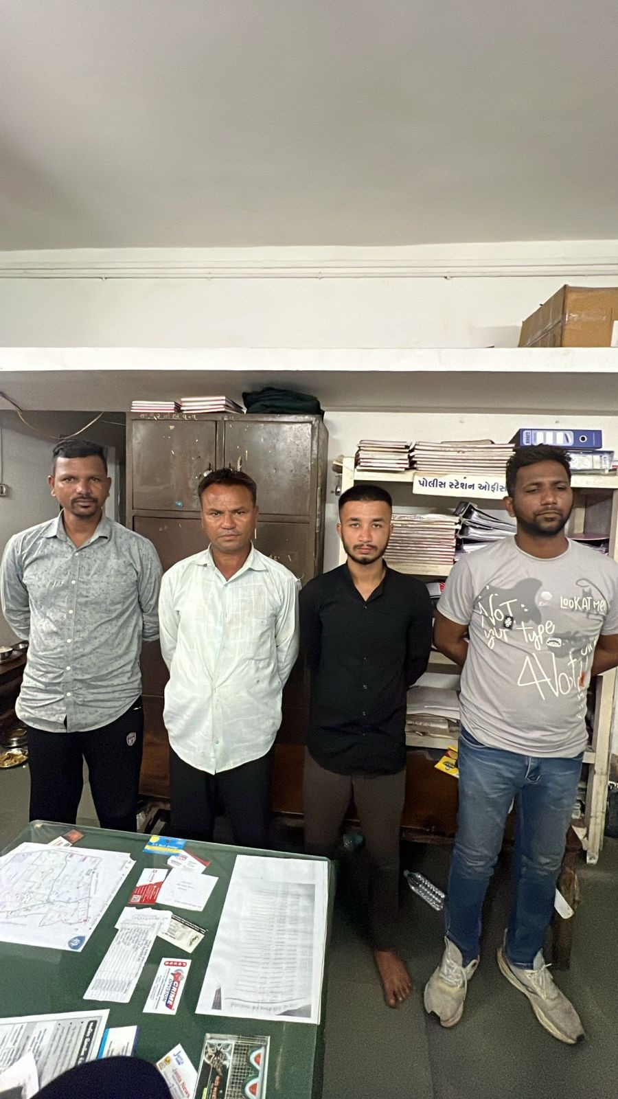 ફૂલોના વેપારને લઈને વેપારીઓ વચ્ચે થયેલી મારામારીના ગુનામાં પોલીસે 7 આરોપીઓની ધરપકડ કરી