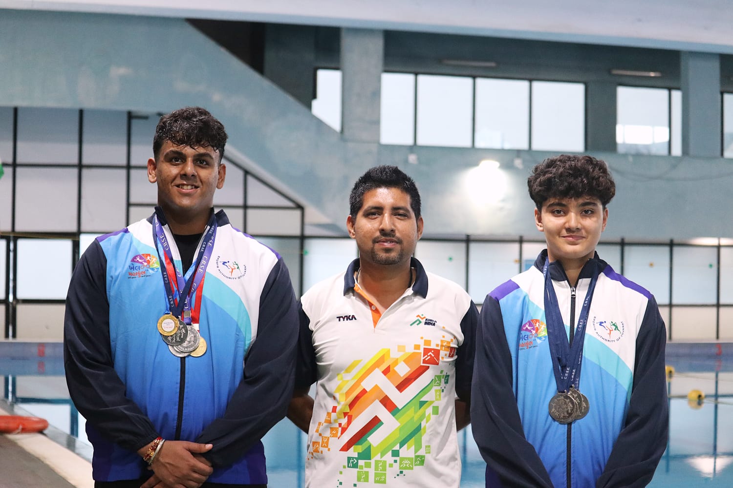 વડોદરાના તરવૈયાઓ મનદીપ અને સારાહનો CBSE વેસ્ટ ઝોન સ્વિમિંગ ચેમ્પિયનશિપમાં ડંકો