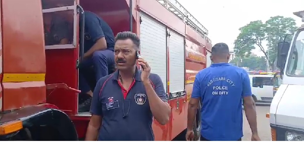 ફેક કોલથી વડોદરા ફાયર બ્રિગેડ તેમજ 108 દોડતું થયુ!!