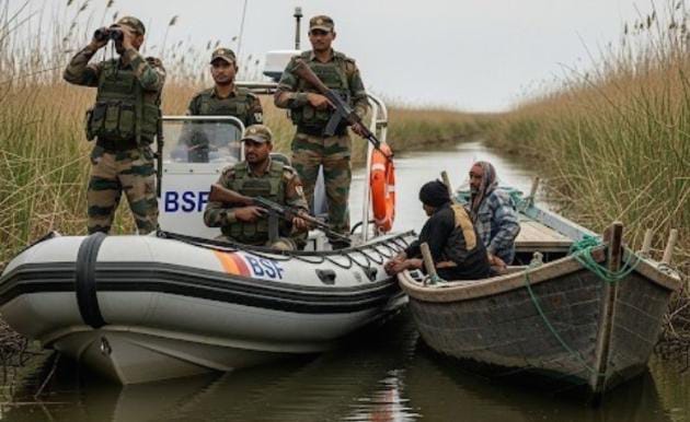 P4,BSF દ્વારા કોરી ક્રીક વિસ્તારમાં 15 પાકિસ્તાની ઘૂસણખોરો ની ધરપકડ