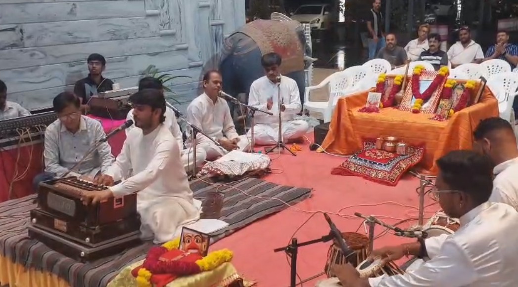 શ્રાવણ માસના છેલ્લા શનિવાર નિમિત્તે ભક્તિમય સુંદરકાંડ પાઠનું આયોજન કરવામાં આવ્યું