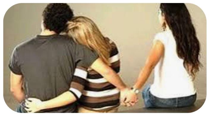 પરિણીત મહિલાનો પ્રસ્તાવ સાંભળી પતિએ હાથ જોડીને કહ્યું, 