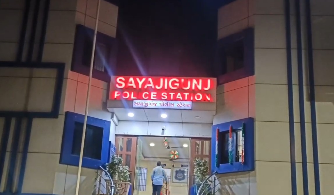 સયાજીગંજ પોલીસ દ્વારા એક યુવકને માર મારવાની ઘટના સામે આવી છે 