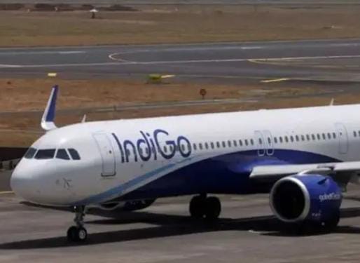 સુરતથી દુબઈ જતી ઈન્ડિગોની ફ્લાઈટનું ઈમરજન્સી લેન્ડિંગ 