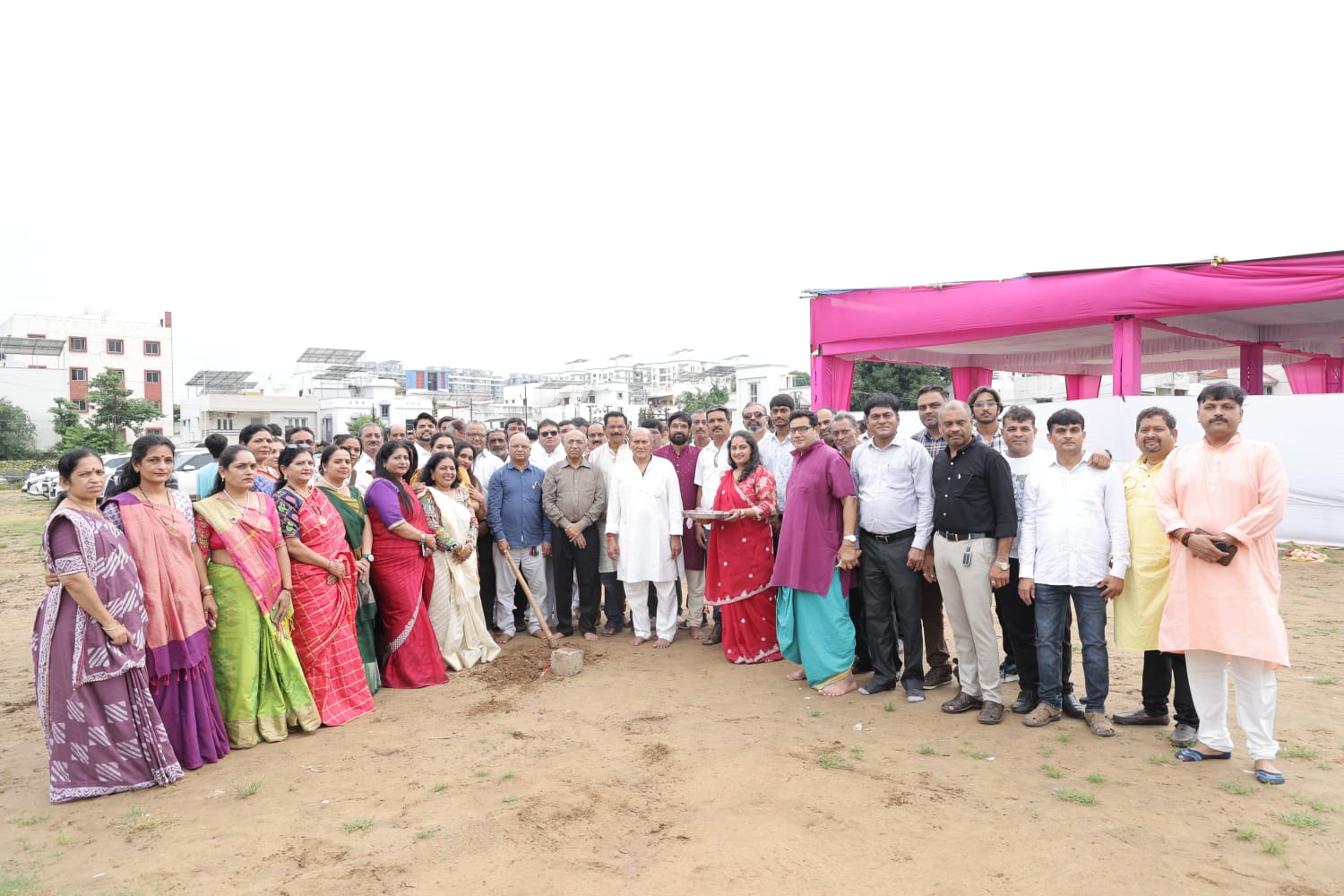 મણીનગર ગરબા ગ્રાઉન્ડ ખાતે સમસ્ત પાટીદાર સમાજ સંઘ દ્વારા ભૂમિ પૂજનનું કરાયું