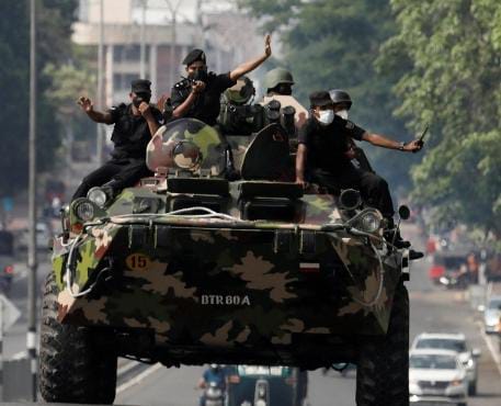 નેપાળમાં વર્તમાન પ્રતિનિધિ સભાને તાત્કાલિક ભંગ કરવામાં આવે