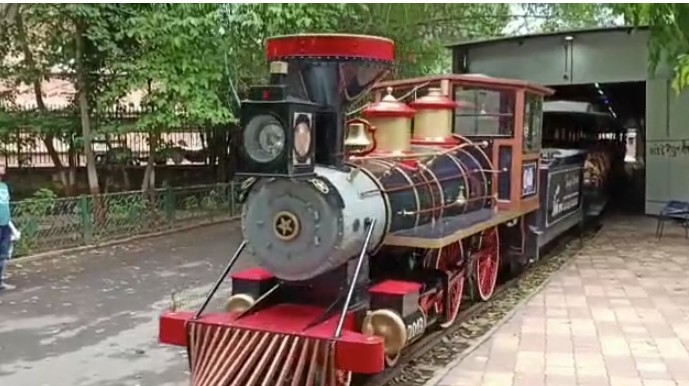 સ્વછતા હી સેવા અંતર્ગત આજે પૂજ્ય ડોંગરે મહારાજ શાળાના બાળકોએ સ્વછતાને લઈ રેલી કાઢી 