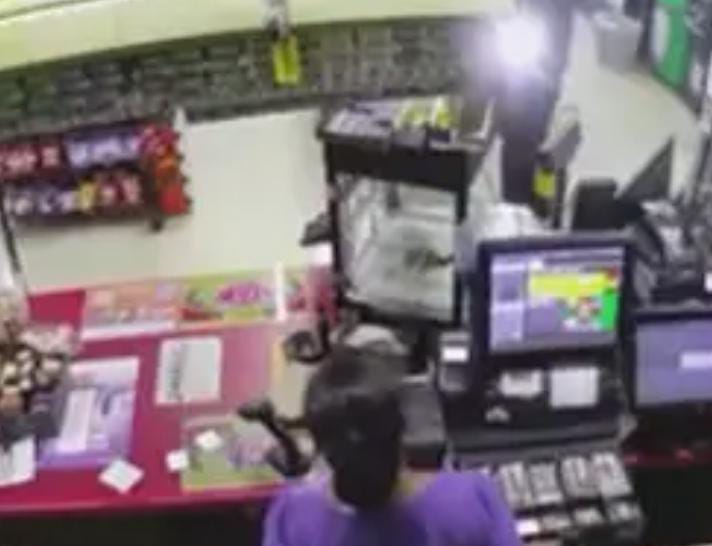 23 વર્ષથી સ્થાયી થયેલા બોરસદના કિરણબેન પટેલની ગોળી મારી હત્યા 