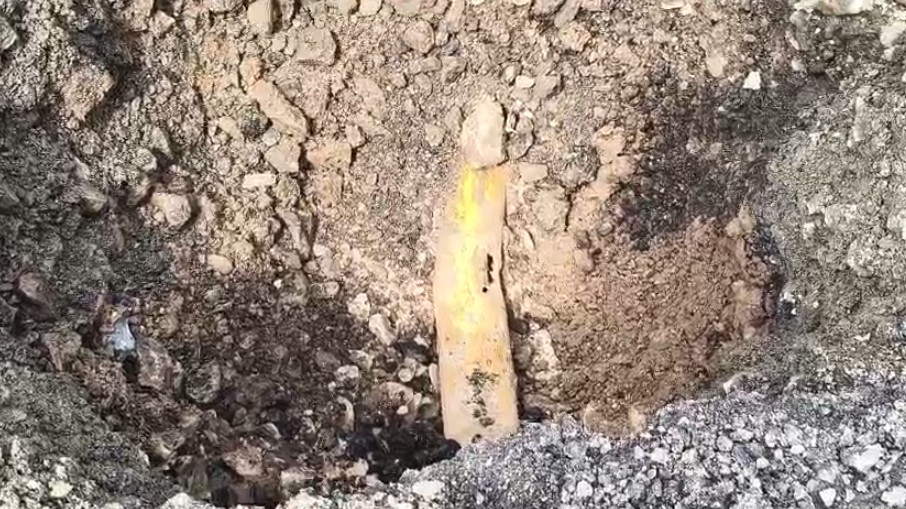 સુશેન ચાર રસ્તા પડેલા ખાડાને પૂરતા સમય નેચરલ ગેસ લાઇન લીકેજ થતા રાહદારીઓમાં ભયનો માહોલ