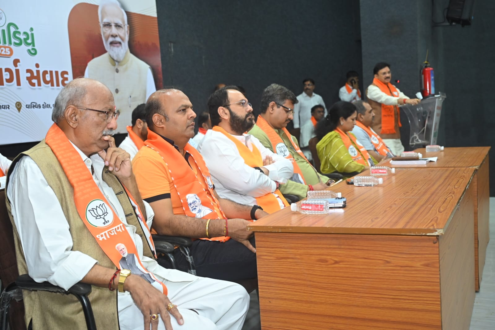 વડાપ્રધાન નરેન્દ્ર મોદીના જન્મદિન ઉજવણી નિમિત્તે સેવા પખવાડીઆ અંતર્ગત ભાજપા દ્વારા પ્રબુદ્ધ નાગરિક સંવાદ યોજાયો 