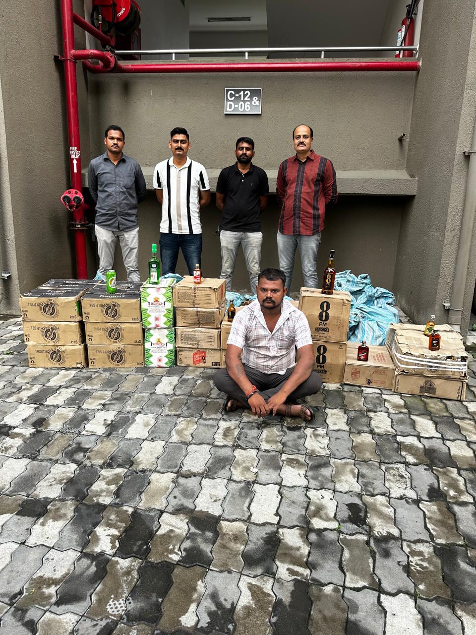 વિદેશી દારૂનો જથ્થા સાથે એક ઈસમને ઝડપી પાડતી શહેર પોલીસ 