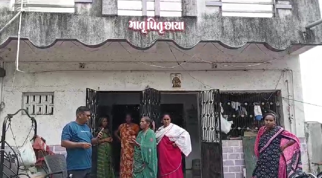 નવરાત્રી દરમિયાન ચોરીની મોટી ઘટના